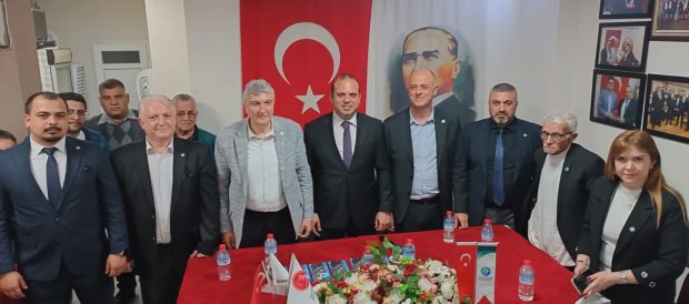 İBB Başkanı Adayımız Ümit Özlale ile Balıkesirliler Derneği Ziyareti